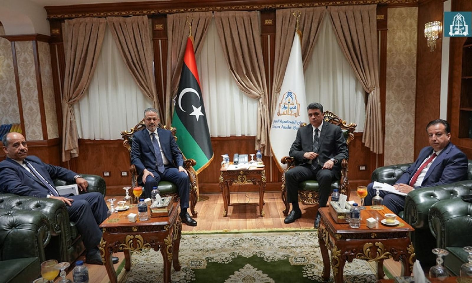 خاص.. رغم تقارير الديوان التي تثبت تورطها في توريد البنزين المغشوش.. مؤسسة النفط تقبل التسوية مع الشركة المتهمة بموافقة من شكشك