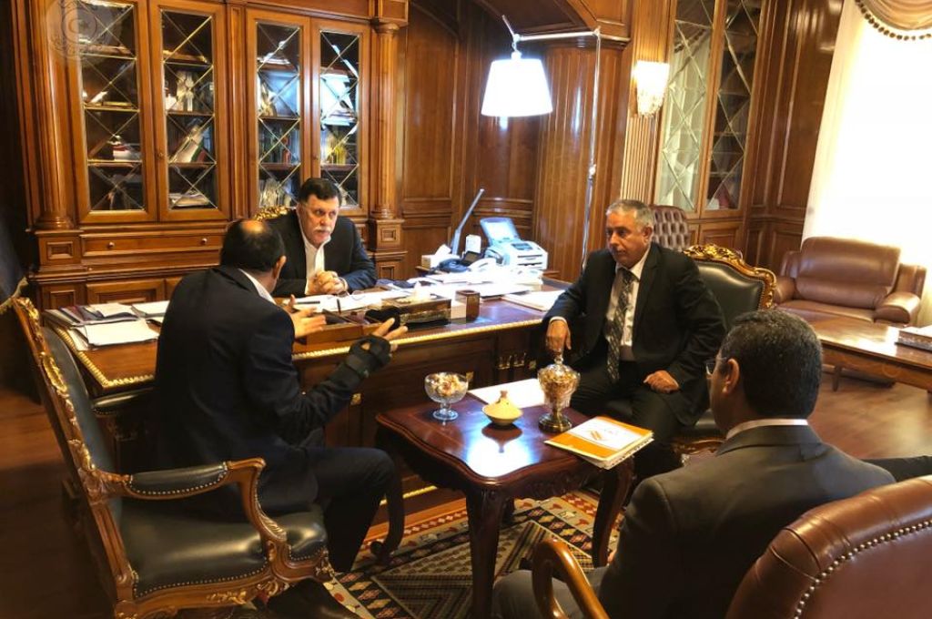 الثني يخصص قرابة 20 مليون دينار لتنفيذ عدد من الطرق ببلدية طبرق