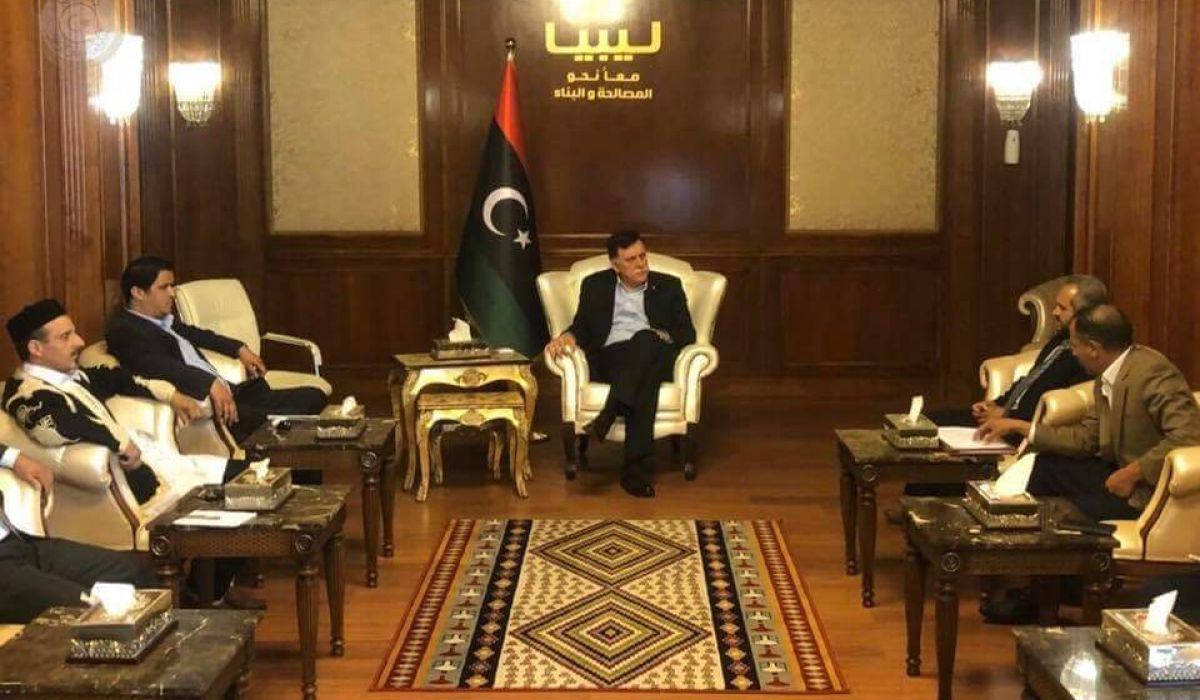 السراج يناقش مشاكل المياه التي تواجه منطقة الجبل الغربي