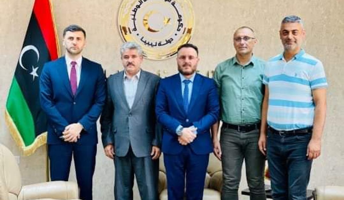 الصناعة والمعادن تجتمع مع شركة الانفتاح التركية لمناقشة الآليات التنفيذية لإنشاء مصنع للاسمنت