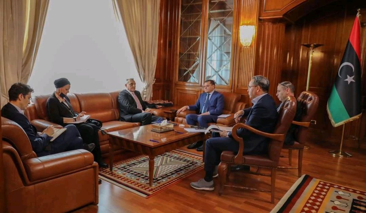 الدبيبة يبحث مع السفير الإيطالي لدى ليبيا تطوير التعاون النفطي بين البلدين