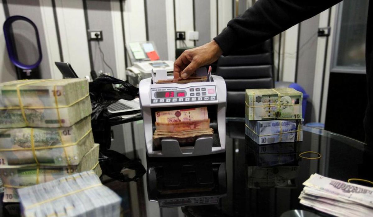 ليبيا تقيد السوق السوداء برسوم تداول عملات زادت من معدل التضخم