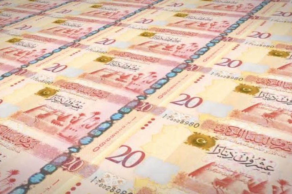 خاص.. مصرف الاجماع يوفر السيولة لصرف منحة الأبناء والزوجة عن ثلاثة أشهر