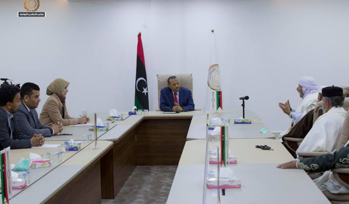 الحكومة المؤقتة تعد بتلبية احتياجات بلدية سرت