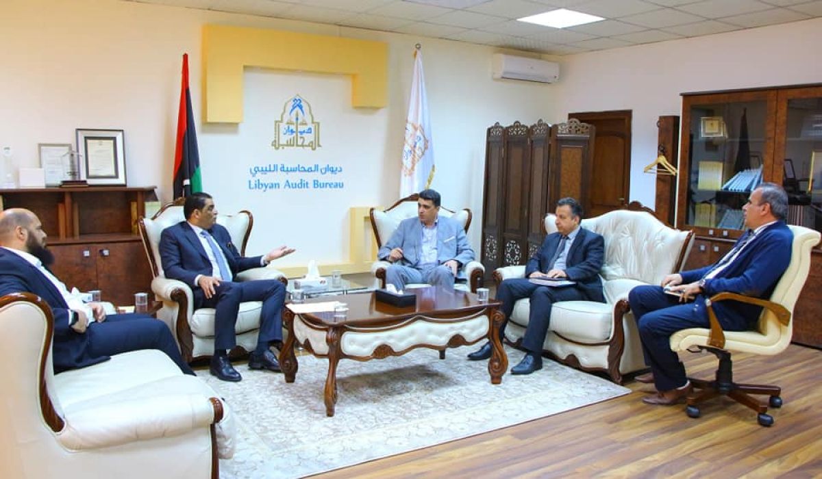 "شكشك" يجتمع مع وزير العدل لمناقشة الإجراءات المنظمة لعمل الوزارة