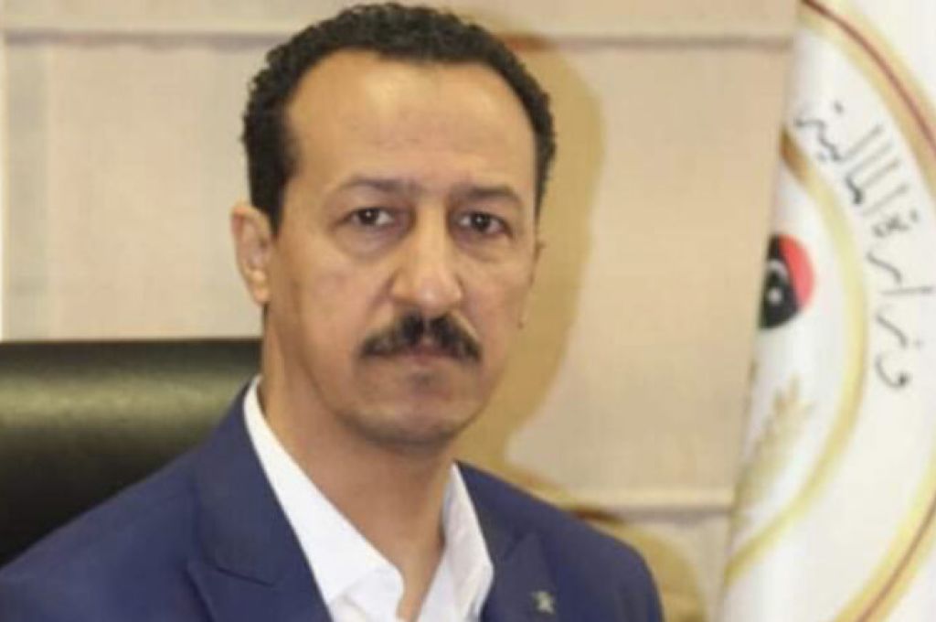 حماد: تفاجأنا بقيام مؤسسة النفط بتحويل الإيرادات ..ونحملهم المسؤولية
