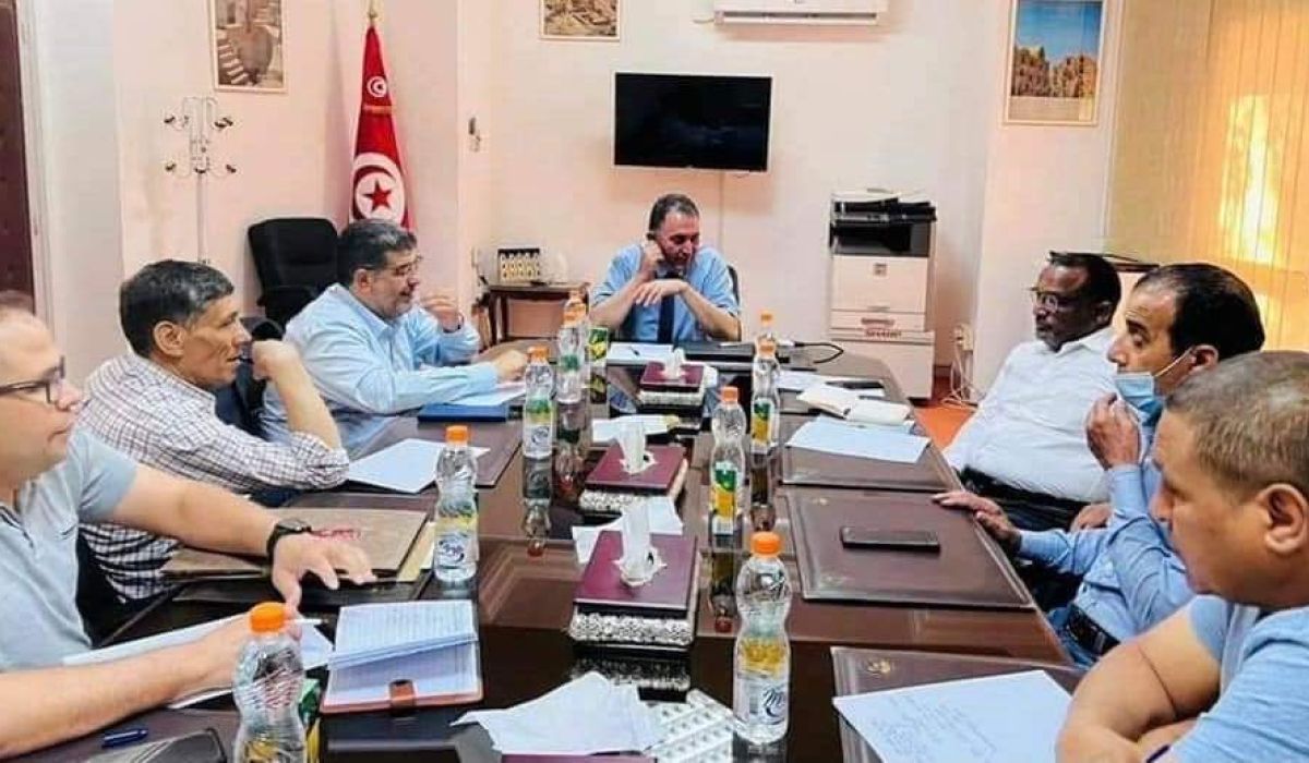 اجتماع للإعداد للدورة الثالثة للملتقى العلمي الدولي لتكنولوجيا تصنيع المنتوجات الفلاحية بالمناطق الجافة