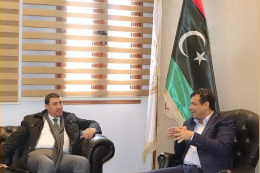 "الحويج" يطالب المجتمع الدولي برفع التجميد عن الأموال الليبية بالخارج إلى جانب المساعدة في بناء قطاع الخدمات