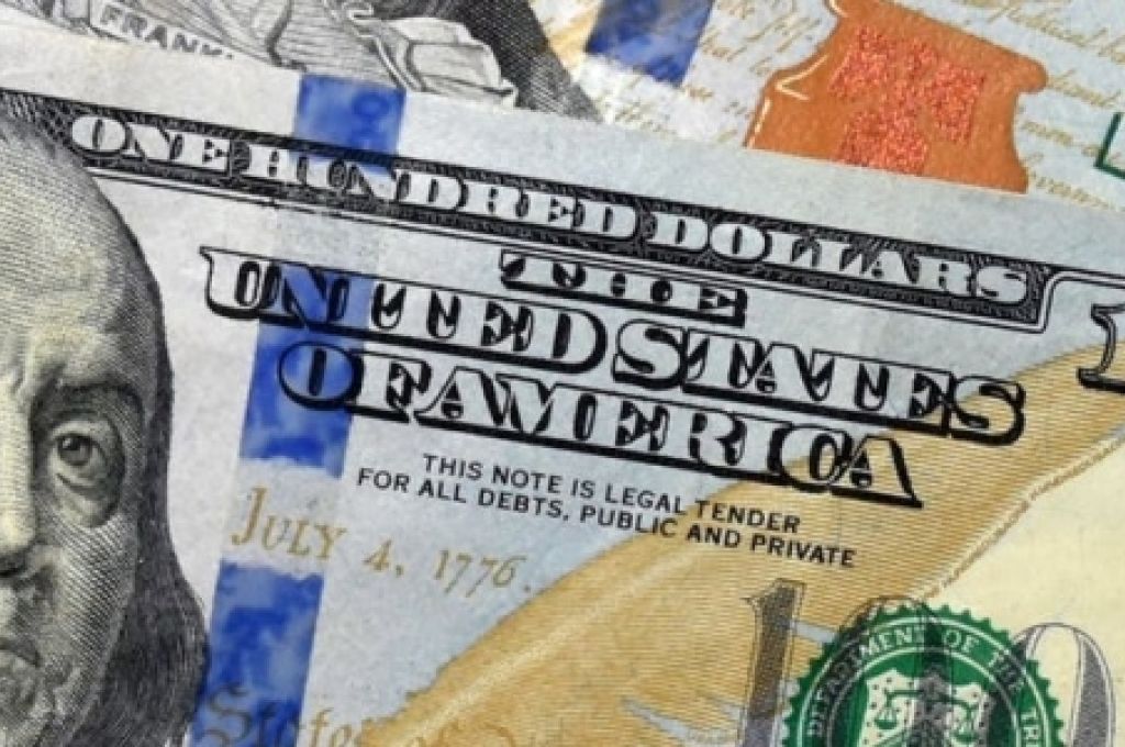 وكيل وزارة المواصلات يطالب المجلس الرئاسي بتوفير مخصصات مالية لصيانة الطرق