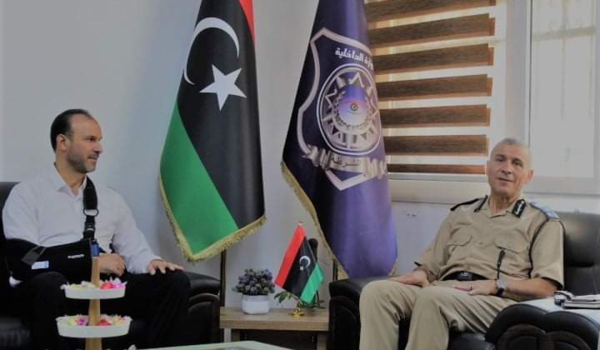 مصلحة الجوازات والجنسية وشؤون الأجانب تناقش مع مدير مشروع منحة الزوجة والأولاد أوجه التعاون