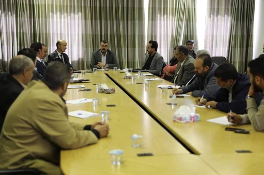 مدير عام الشركة الليبية للخدمات الأرضية يزور محطة مطار الأبرق