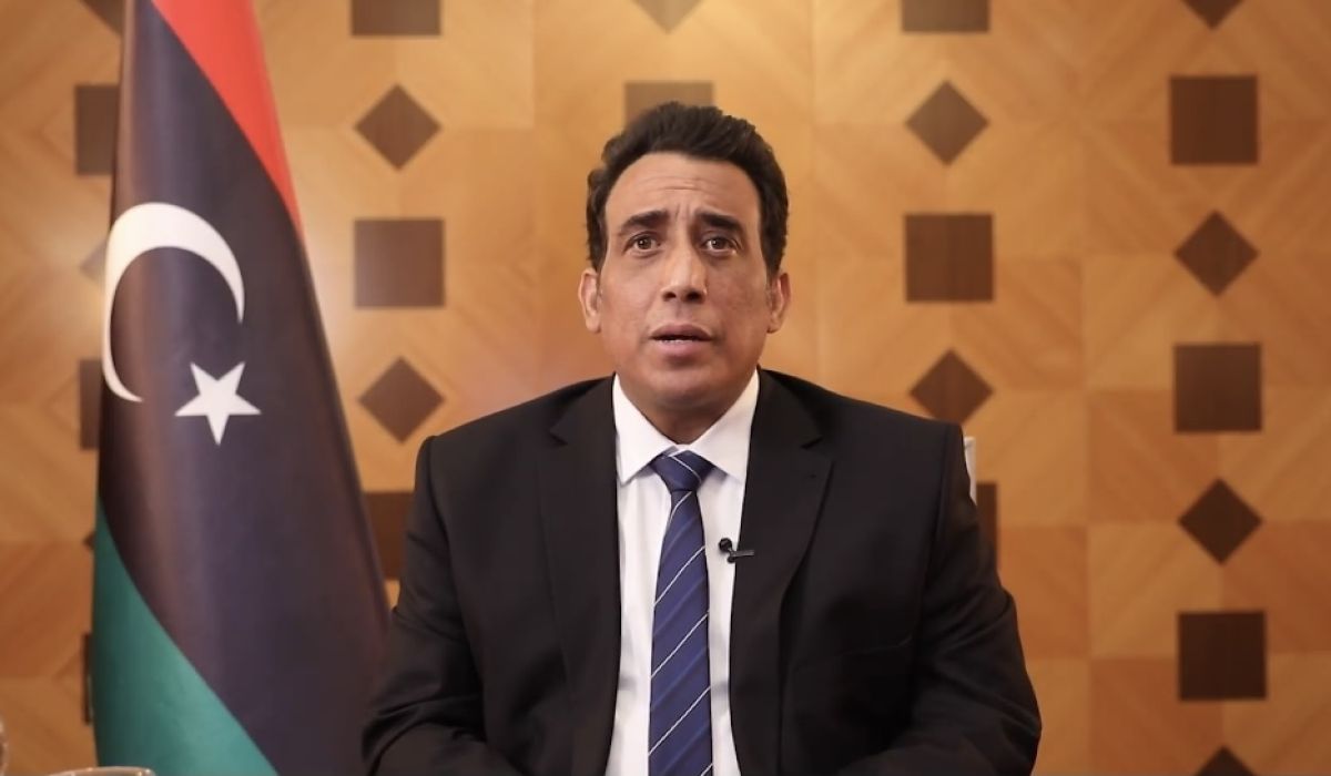 رئيس المجلس الرئاسي يتعاهد بتوفير السيولة وحل أزمة الكهرباء ... ويشير إلى مواضيع هامة