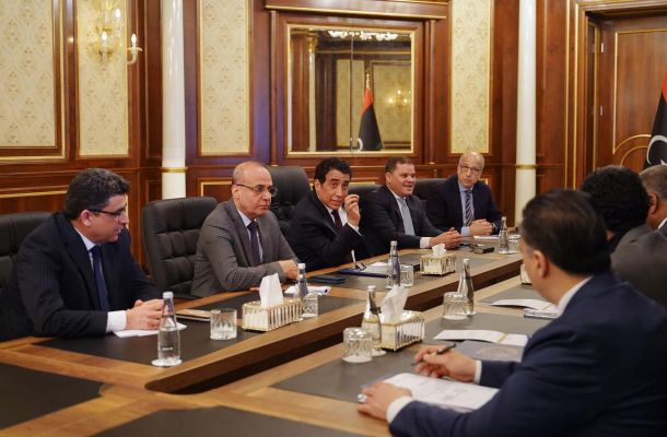 "المنفي" يستقبل رفقة عون أمين منظمة الدول المصدرة للنفط.. وهذه التفاصيل