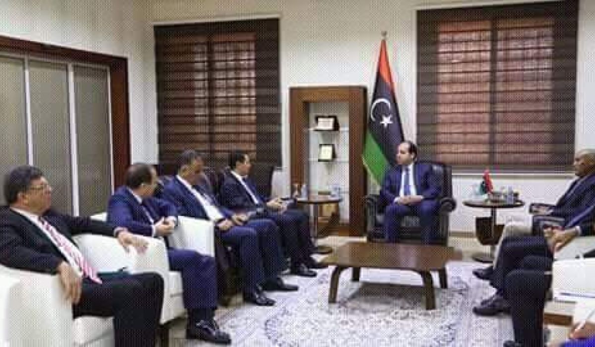 معيتيق والفرياني يتفقان على ضرورة إقامة مشاريع اقتصادية مشتركة في المناطق الحدودية