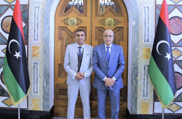 خاص.. "الصافي" يُحلل في تصريح لصدى تفاصيل ما يحدث بلجنة الرئاسي المالية