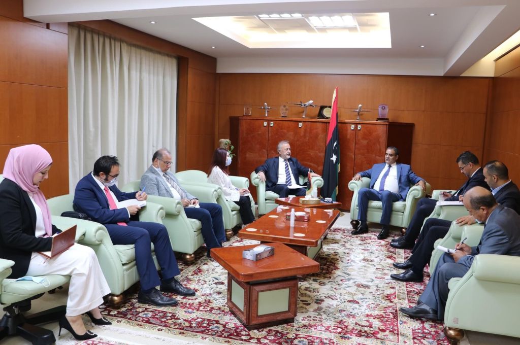 خاص..المركزي يكشف مباشرة إدارة العمليات إحالة أذونات صرف المرتبات إلى المصارف ..مع توضيح التفاصيل