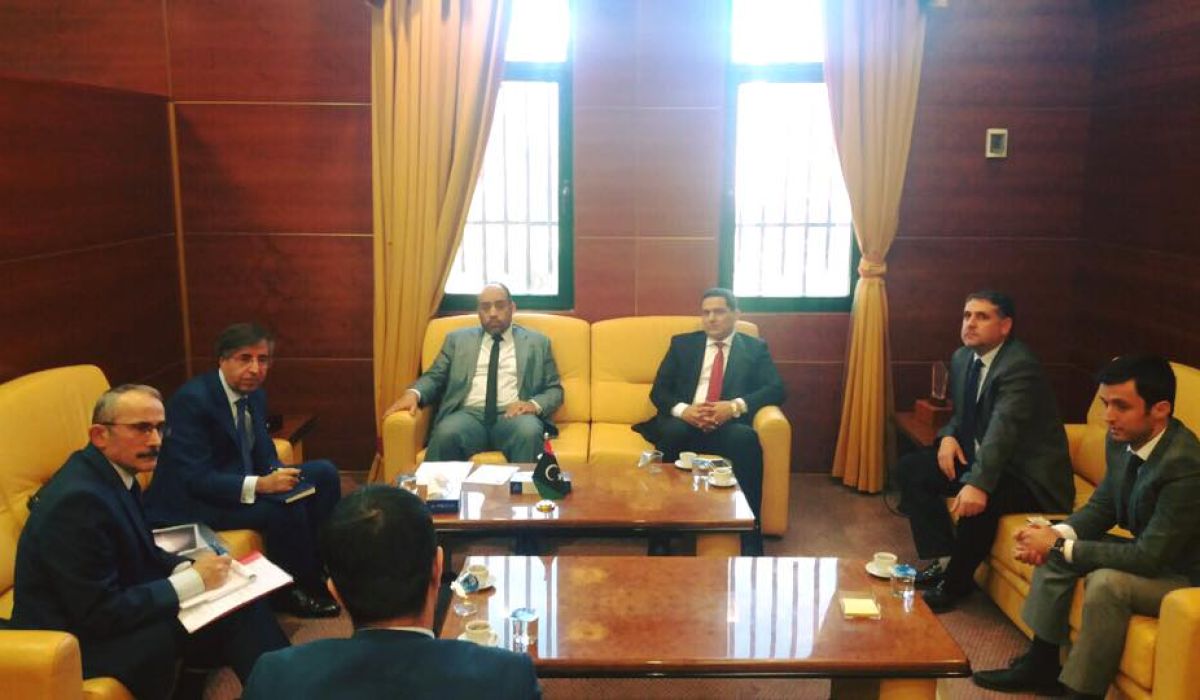 وزير الصحة المفوض يجتمع مع وفد طبي تركي لبحث أوجه التعاون