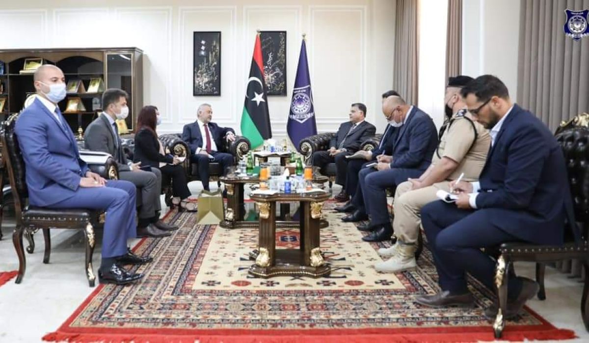 وزير الداخلية يبحث مع سفير تركيا لدى ليبيا كيفية إصدار التأشيرات للمواطنين الليبيين