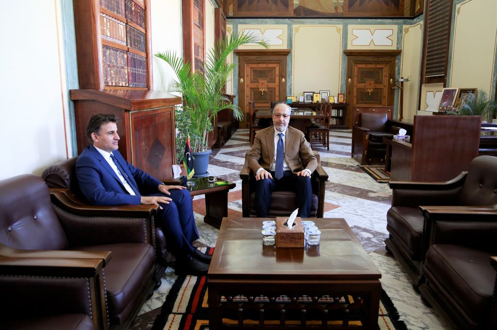 معيتيق: تحديد سعر صرف جديد خطوة تخدم مصلحة الاقتصاد