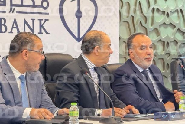 خاص.. بالوثائق : الحويج شخصياً يمنح موافقة لشركة بتوريد براميل مستعملة تشكل خطر على الصحة العامة سبق رفضها من الجمارك .. وهذه التفاصيل