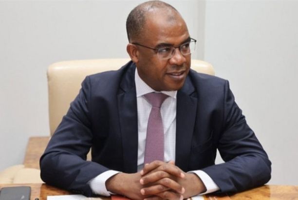 خاص.. بالأسماء: النائب العام يكشف عن ضباط الجمارك المتهمين بإبتزاز مندوب شركة إيطالية ..ويطالب التحقيق معهم