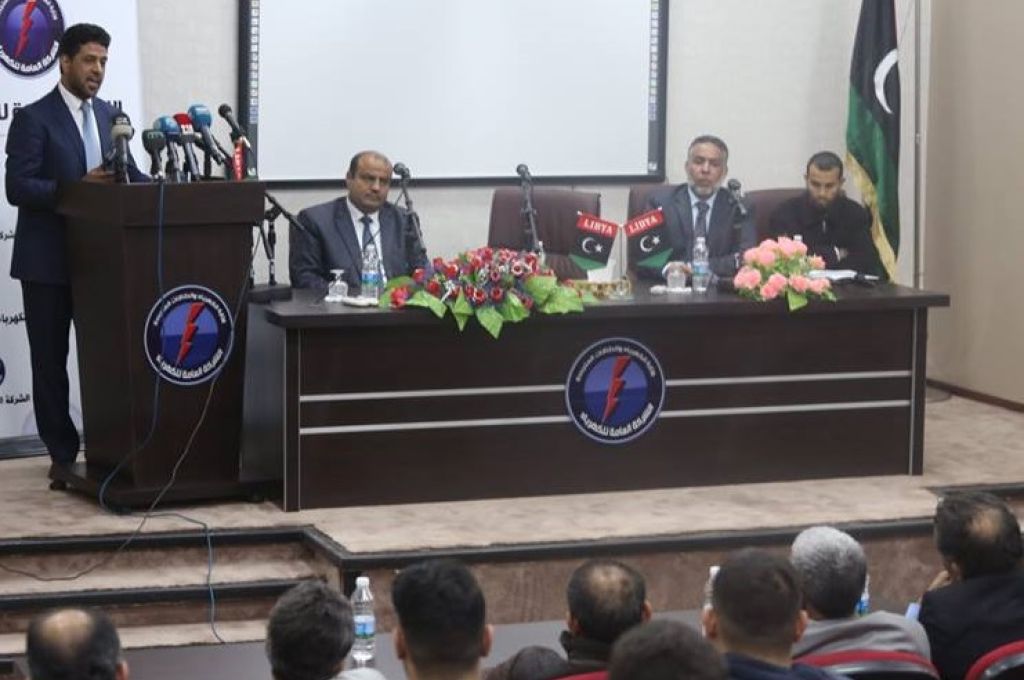 كاجمان يبحث مع القائم بالأعمال البريطاني المشاريع الصغرى والمتوسطة وتمكين الشباب بالجنوب