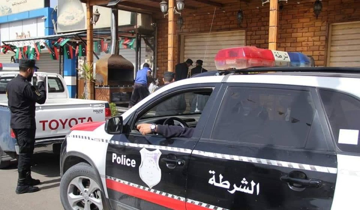الحرس البلدي بمصراتة يغلق عدداً من المقاهي