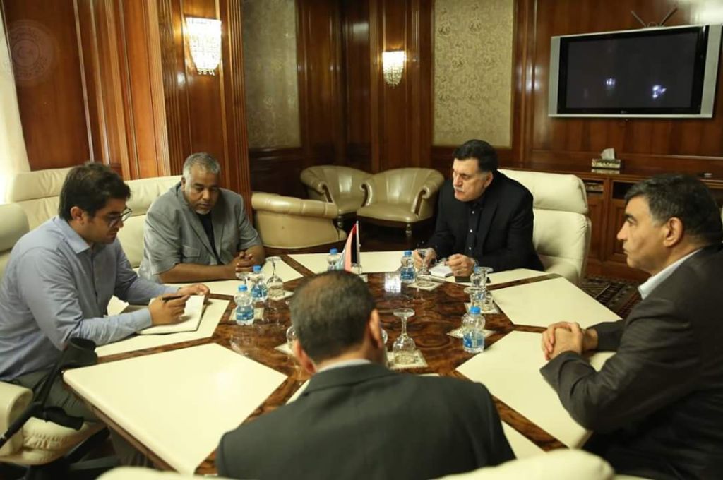 السراج يجتمع بالكبير والمشري للإسراع في تنفيذ برنامج الإصلاح الاقتصادي