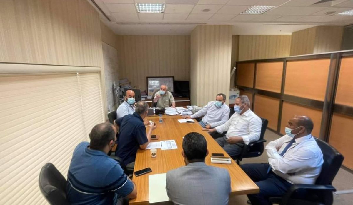 اجتماع لجنة الطوارئ بشركة الواحة للنفط لمناقشة جملة من المواضيع