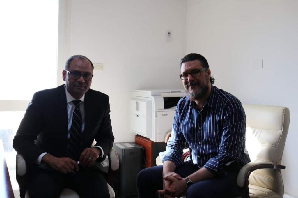 سرت لإنتاج وتصنيع النفط تبحث التعاون المشترك مع شركة شلمبرجير