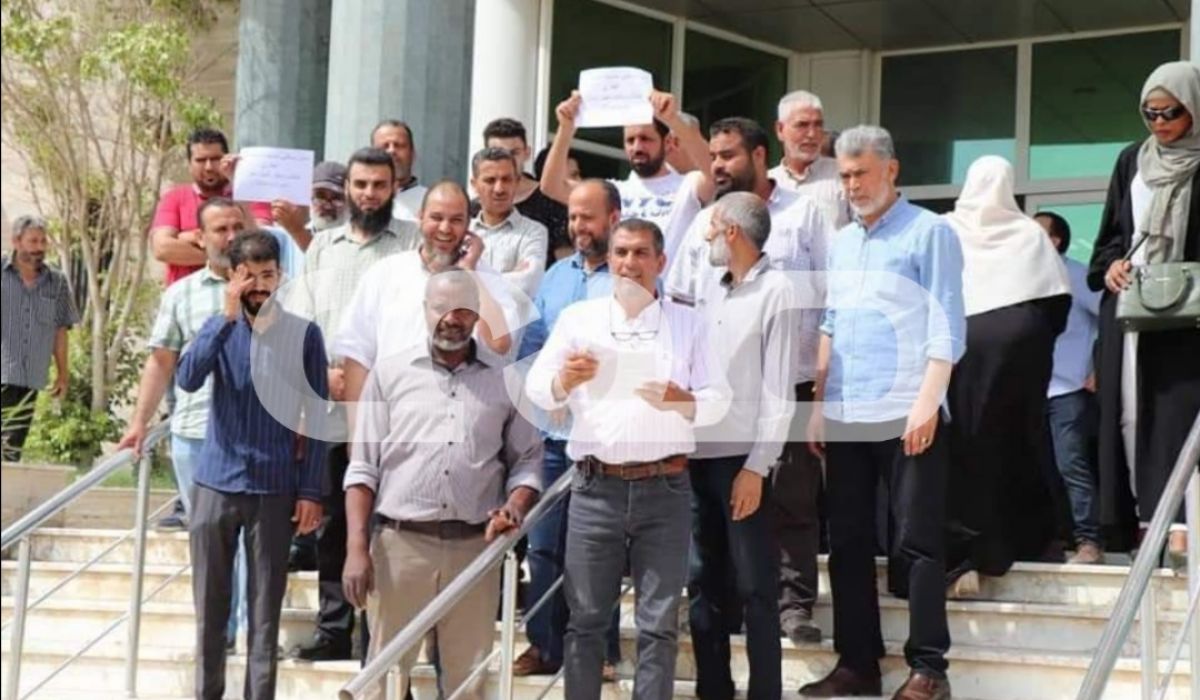 خاص.. موظفي مصلحة التسجيل العقاري يطالبون بتحسين أوضاعهم