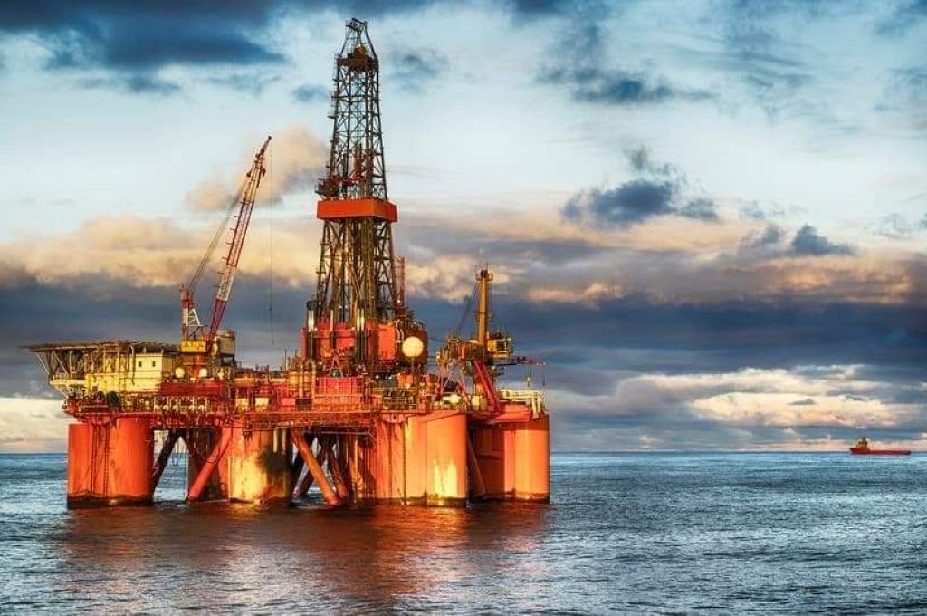 المستشار الأسبق بالمركزي يعلق على أسباب عدم صرف مرتبات المواطنين لشهر يناير