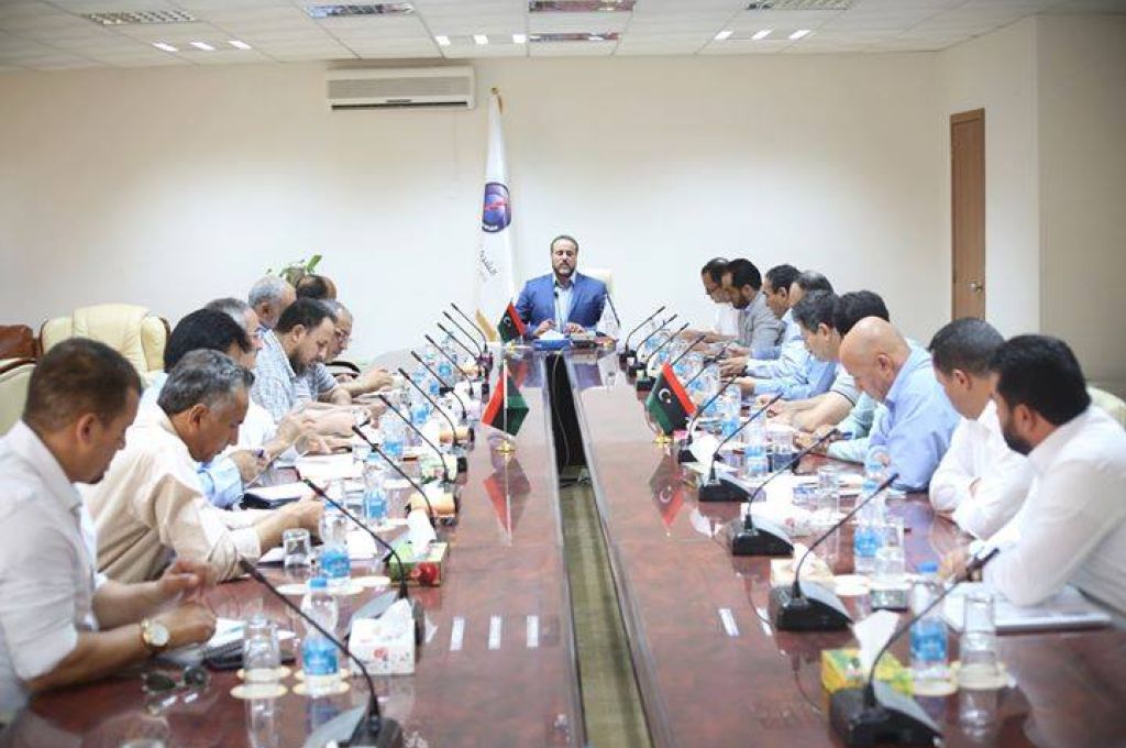 الكبير يلتقى السفير الإيطالي لمناقشة عودة الشركات الإيطالية للعمل في ليبيا