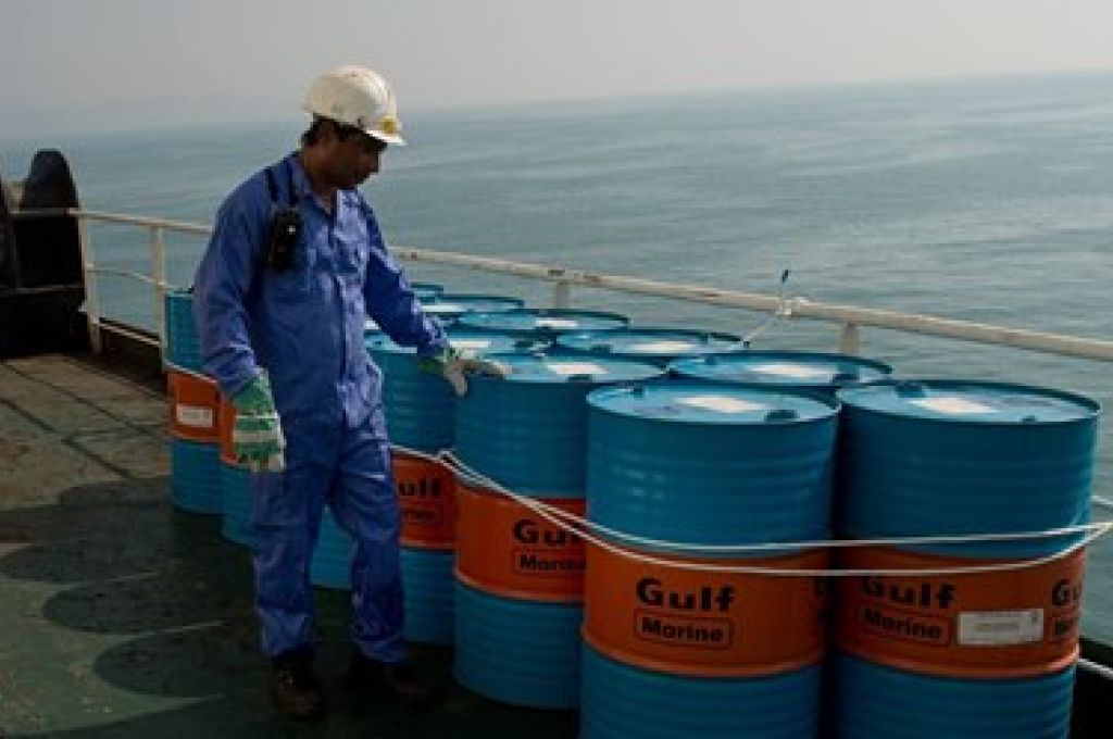 لجنة الأزمة تؤكد تحسن إنتاج الكهرباء وتطمئن المواطنين بوجود مخزون كاف من الدقيق