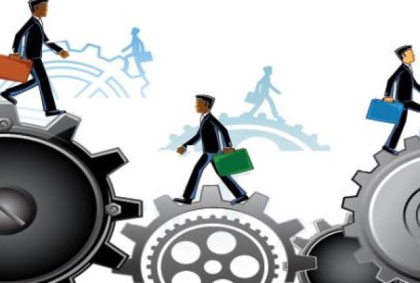 أبو سنينة يكتب عن "مرتبات القطاع العام"