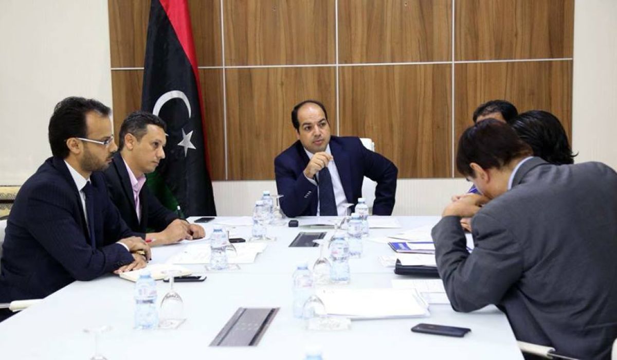 معتيق يناقش مع وزير المالية أخر مستجدات برنامج الإصلاحات الاقتصادية