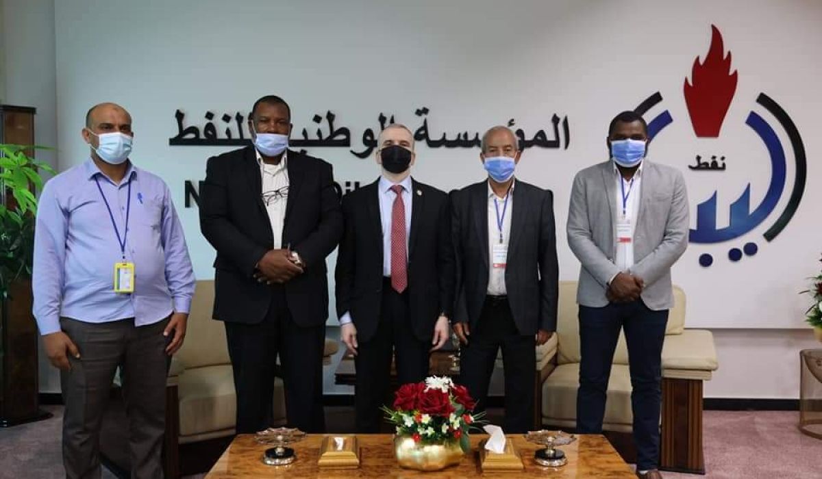 صنع الله يجتمع مع المجلس المحلي تاورغاء لمناقشة جملة من المواضيع