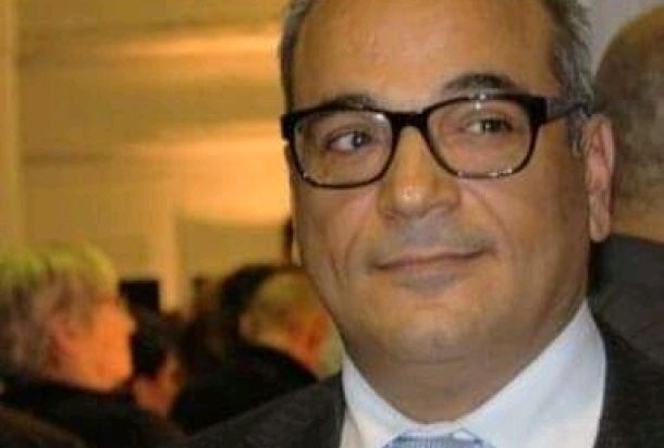 "حبارات" يكتب: دولرة تكلفة الحج إستخفاف بعقول المواطنين ومحاولة يائسة لإخفاء التداعيات والأثار السلبية التي خلفها قرار تخفيض سعر صرف الدينار