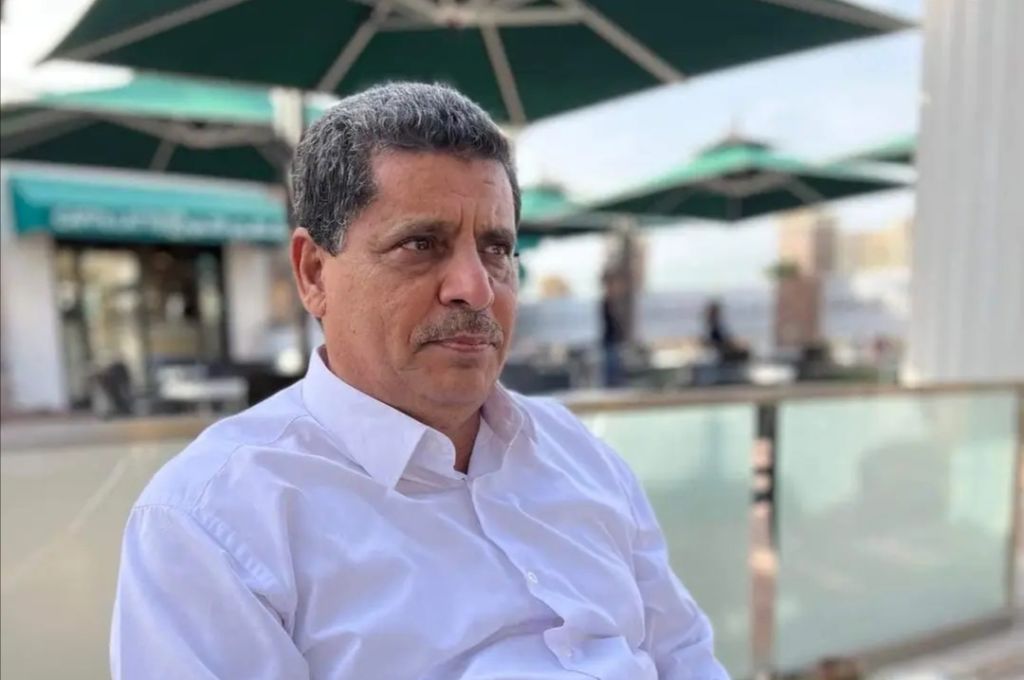 "أبوجناح" يقوم بتوقيع الدفعة الثانية من قرارات تسوية الدرجات الوظيفية للعناصر الطبية والطبية المساعدة