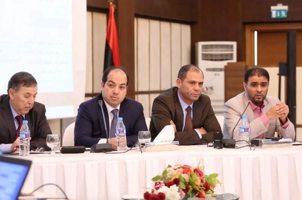 الرئاسي ينظم حلقة نقاش حول برنامج الإصلاح الاقتصادي في ليبيا