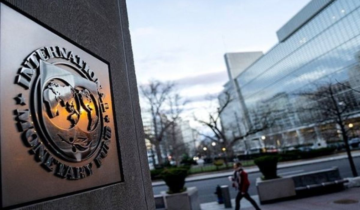 صندوق النقد الدولي يشيد بإجراءات المصرف المركزي ويدعو لإنجاح مبادرة "راتبك لحظي" .. تابع التفاصيل