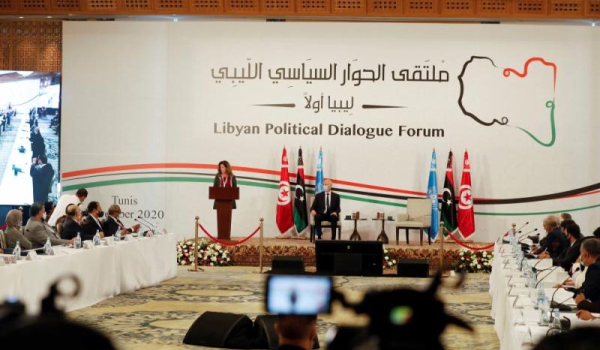 خاص: أعضاء الحوار السياسي يقترحون آلية لاختيار شاغلي المناصب العليا بالسلطة التنفيذية للمرحلة التمهيدية