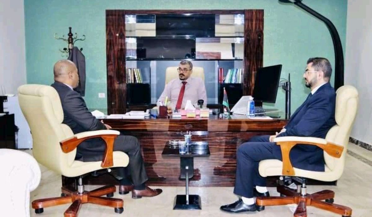 وزير الحكم المحلي يبحث مع وكيل وزارة الخارجية سبل التعاون بين المنظمات الدولية والوزارة