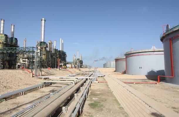 خاص.. "الزنتوتي" يُحلل لصدى آثار رفع الرسم على النقد الأجنبي هذه الفترة