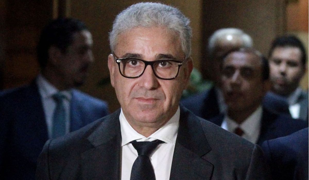 باشاغا يطالب المركزي بالتدخل لكبح "الركود التضخمي" والعمل على تعزيز قيمة الدينار