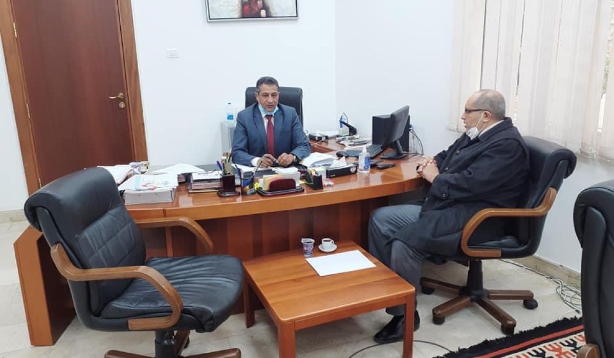 الإسكان والمرافق تناقش مسألة المشاريع المتوقفة بمنطقة الحوامد