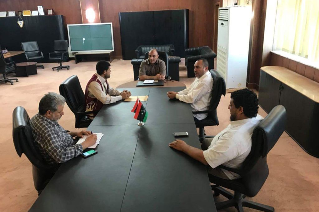 مدير الإدارة العامة لأمن السواحل يجتمع بالملحق الأمني بسفارة هولندا