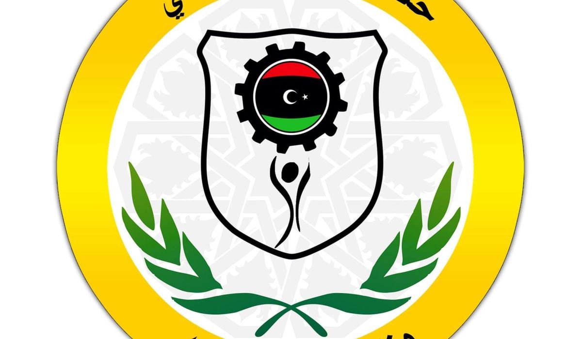 مكاتب وزارة العمل تشرع في توزيع حوافظ مرتبات فائض الملاك الوظيفي