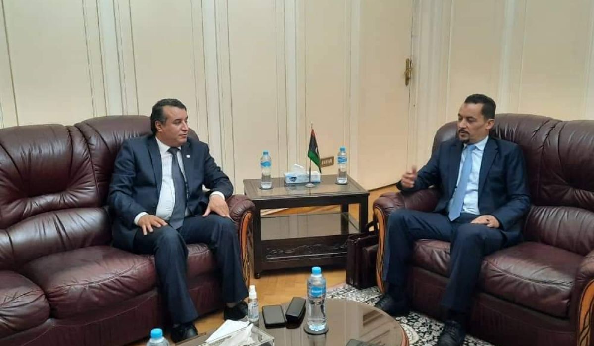 أبوخزام يبحث مع القائم بالأعمال لدى جمهورية مصر أوضاع المهجرين