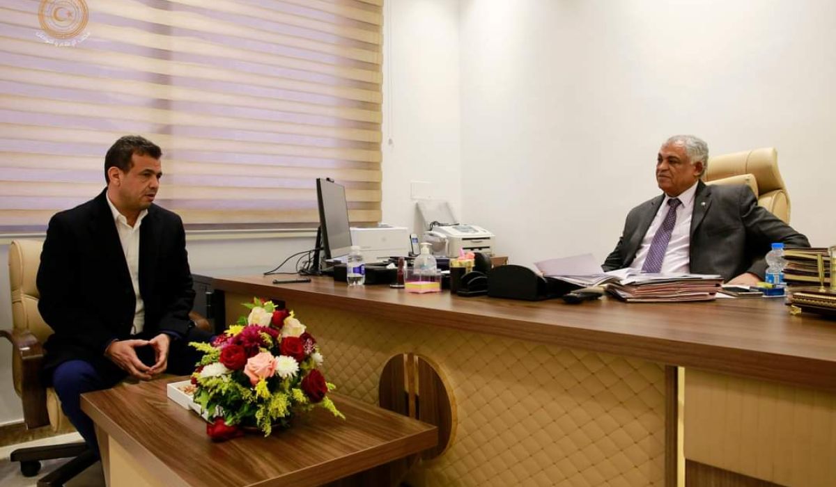 توزيع مشروعات التنمية على كافة المدن والمناطق إلى جانب منح الأولوية كالكهرباء والمياه والخدمات الصحية والبنية التحتية محور اجتماع القطراني مع أبوجناح